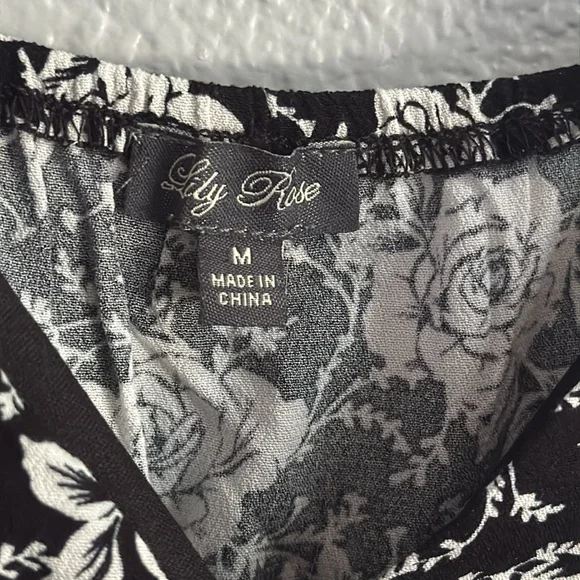 Lily Rose Black and White Floral Dress - Picture 5 of 6